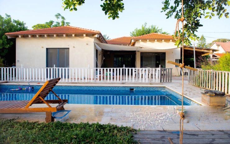 בית נופש עם בריכה